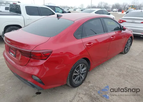 2022 Kia Forte Lxs из США, поврежденный, VIN 3KPF24AD8NE460194